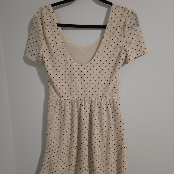 Pins & Needles Cream and Black Mini Dress - Picture 4 of 9